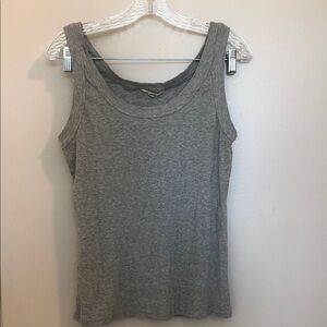 Women's Gray Scoop Neck Tank Top — Everyday Essential